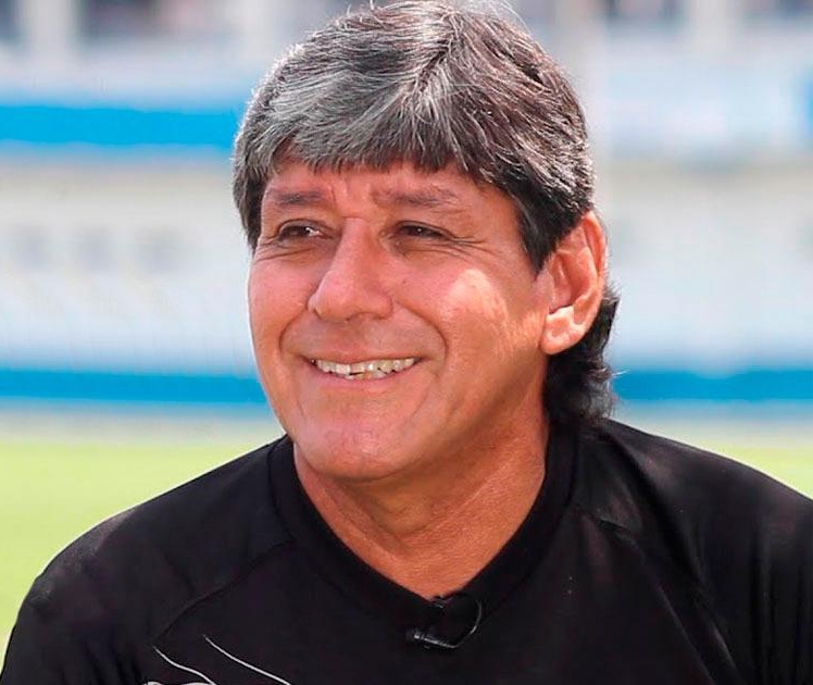 Miguel Loco Seminario entrenador de fútbol en Perú